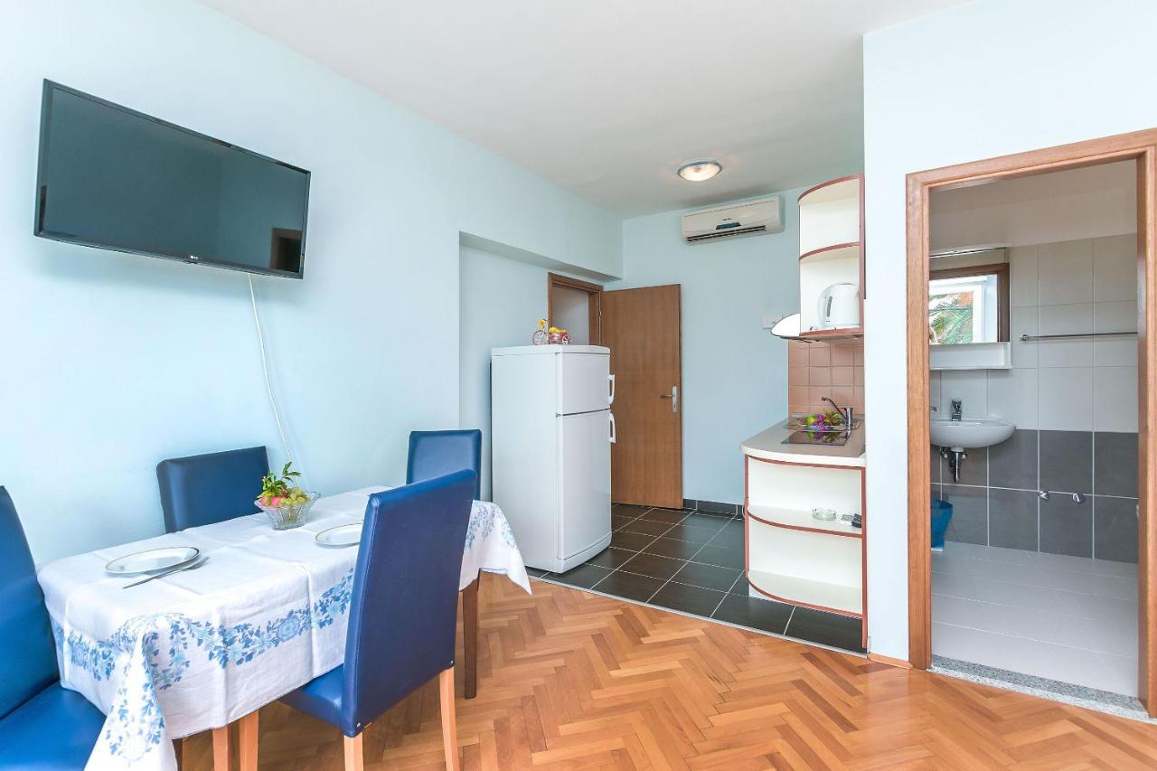Apartments Marija Дуче Экстерьер фото